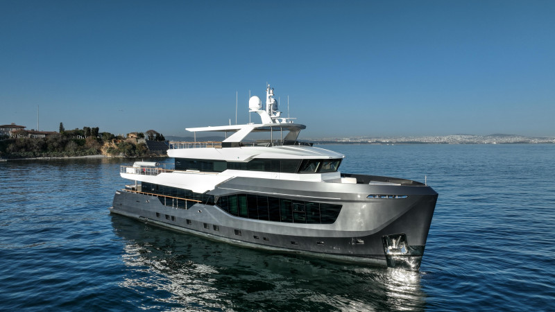 2024 Numarine 37XP MY One Zero